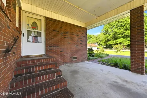 550 Koonce Fork Road Richlands NC 28574