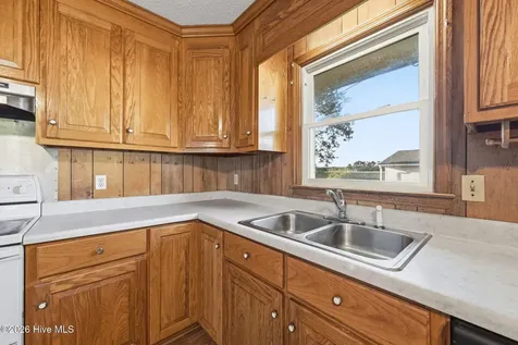 550 Koonce Fork Road Richlands NC 28574