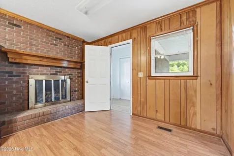 550 Koonce Fork Road Richlands NC 28574