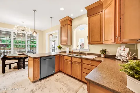 220 Iverleigh Lane Jacksonville NC 28540