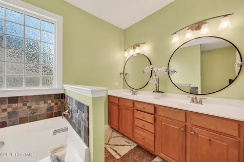 220 Iverleigh Lane Jacksonville NC 28540