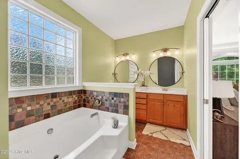 220 Iverleigh Lane Jacksonville NC 28540