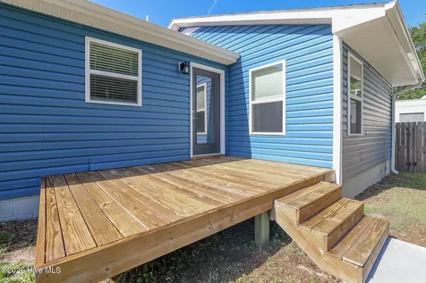 2098 Nc Highway 172 Sneads Ferry NC 28460