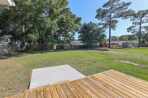 2098 Nc Highway 172 Sneads Ferry NC 28460