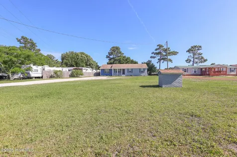 2098 Nc Highway 172 Sneads Ferry NC 28460
