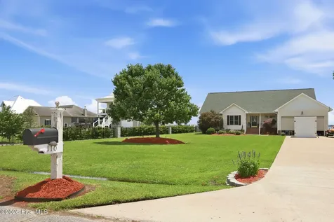 110 E Dowry Creek Belhaven NC 27810