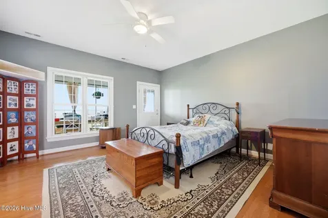 110 E Dowry Creek Belhaven NC 27810