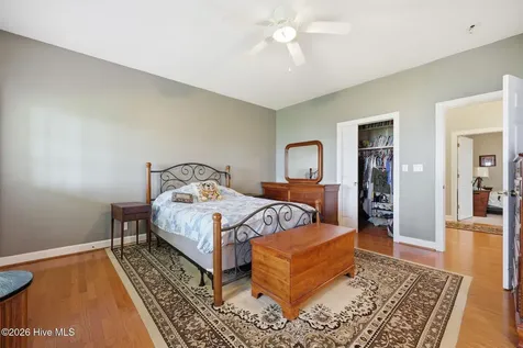 110 E Dowry Creek Belhaven NC 27810