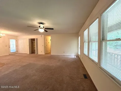 902 Heather Trail Aberdeen NC 28315