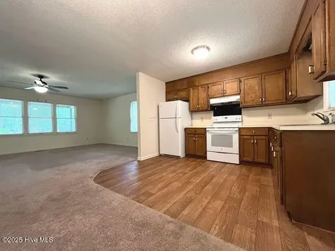902 Heather Trail Aberdeen NC 28315