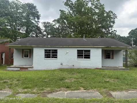103 N Adkin Street Kinston NC 28501