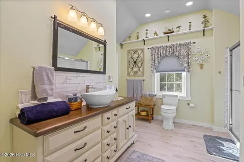 1202 Old Smith Chapel Road Mount Olive NC 28365