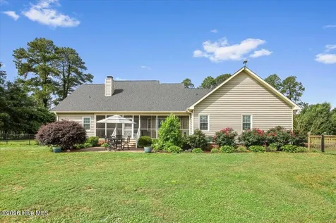 1202 Old Smith Chapel Road Mount Olive NC 28365