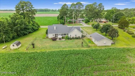 1202 Old Smith Chapel Road Mount Olive NC 28365