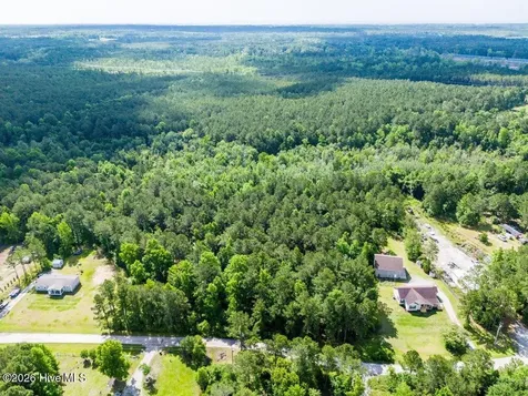 635 Cross Creek Drive Hampstead NC 28443