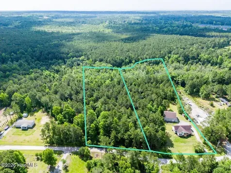 635 Cross Creek Drive Hampstead NC 28443