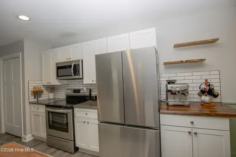 704 Pinecrest Street Carthage NC 28327