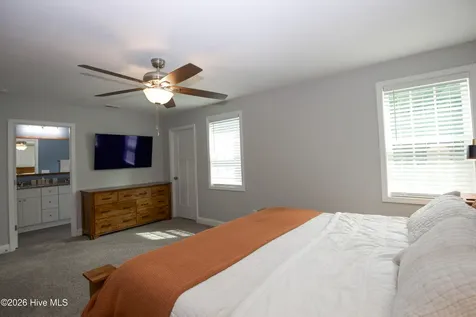 704 Pinecrest Street Carthage NC 28327