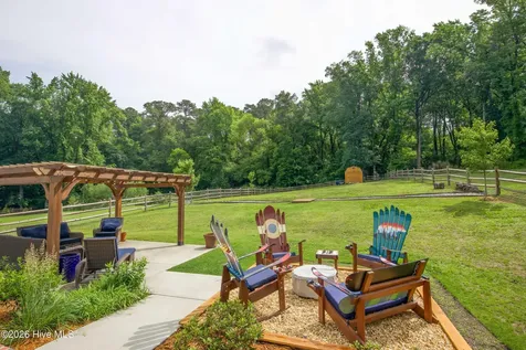 704 Pinecrest Street Carthage NC 28327