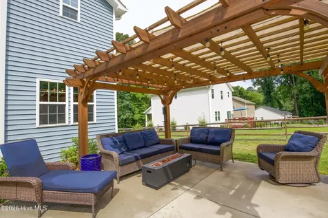 704 Pinecrest Street Carthage NC 28327