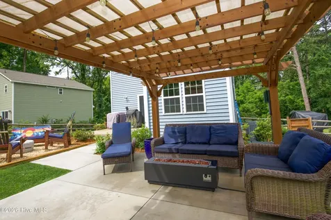 704 Pinecrest Street Carthage NC 28327