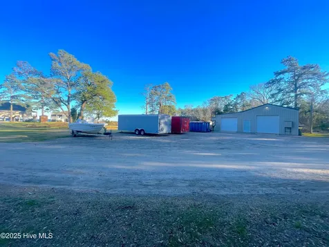 326 Woodstock Lane Belhaven NC 27810