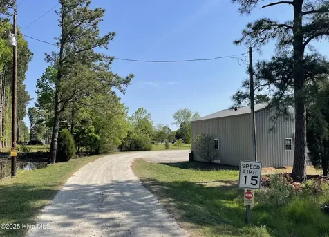 326 Woodstock Lane Belhaven NC 27810