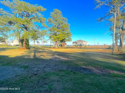 326 Woodstock Lane Belhaven NC 27810