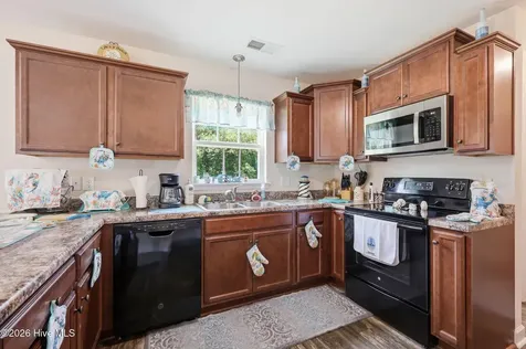 210 Peaceful Lane Hubert NC 28539