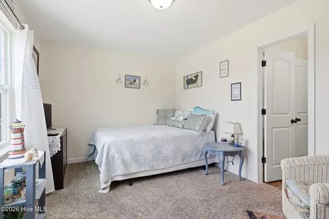 210 Peaceful Lane Hubert NC 28539