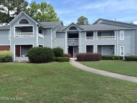 102 Breezewood Drive Greenville NC 27858