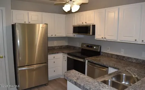 102 Breezewood Drive Greenville NC 27858