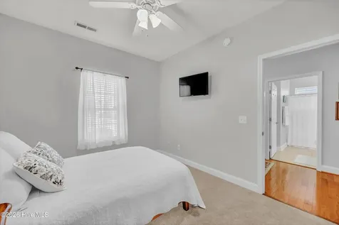 1626 Honeybee Lane Wilmington NC 28412