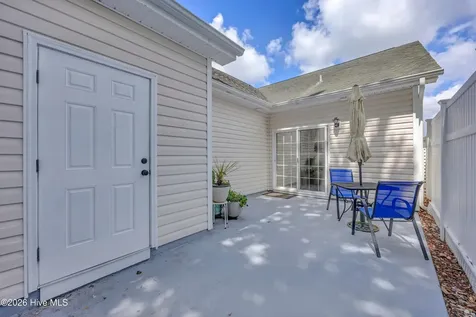 1626 Honeybee Lane Wilmington NC 28412