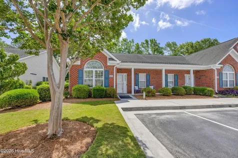 1626 Honeybee Lane Wilmington NC 28412
