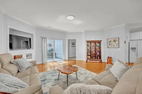 1626 Honeybee Lane Wilmington NC 28412