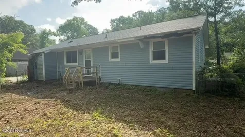 11 Barksdale Drive Jacksonville NC 28540