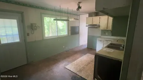 11 Barksdale Drive Jacksonville NC 28540