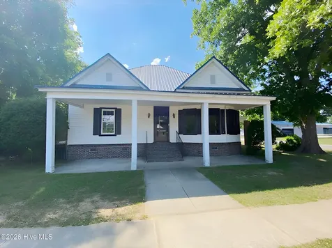 301 S Wilson Street Fremont NC 27830