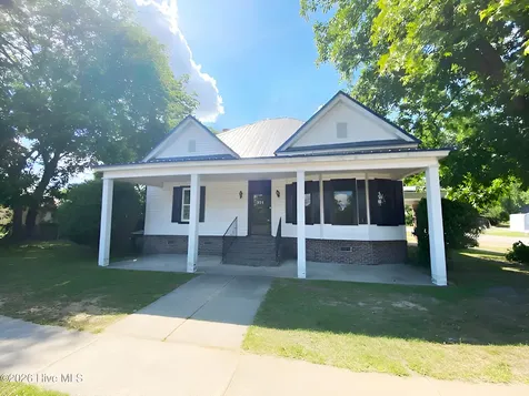 301 S Wilson Street Fremont NC 27830
