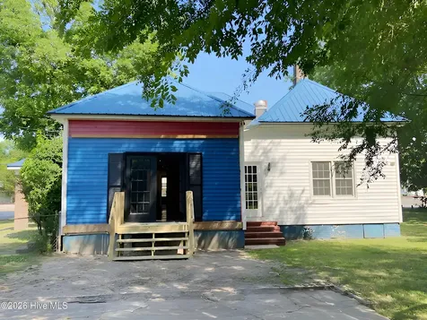 301 S Wilson Street Fremont NC 27830