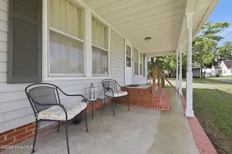 46 Elizabeth Avenue Chocowinity NC 27817