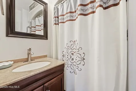 46 Elizabeth Avenue Chocowinity NC 27817