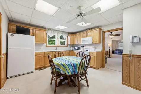 46 Elizabeth Avenue Chocowinity NC 27817