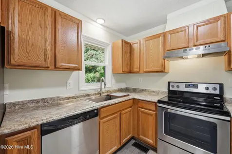 1040 Broad Creek Road New Bern NC 28560
