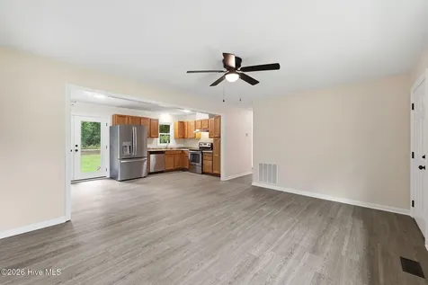 1040 Broad Creek Road New Bern NC 28560