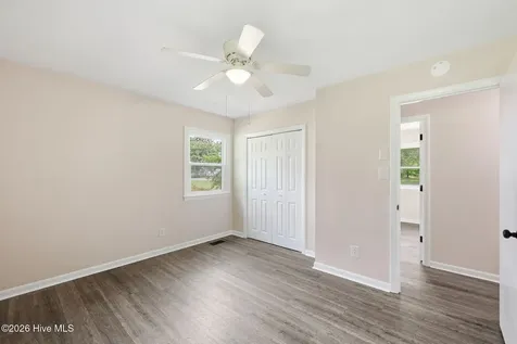 1040 Broad Creek Road New Bern NC 28560