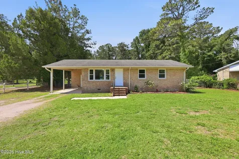 1040 Broad Creek Road New Bern NC 28560