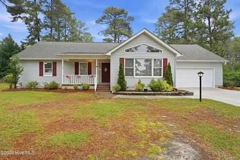 17 Shadow Lane Whispering Pines NC 28327