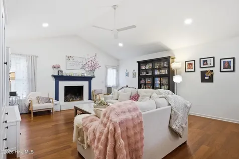 17 Shadow Lane Whispering Pines NC 28327